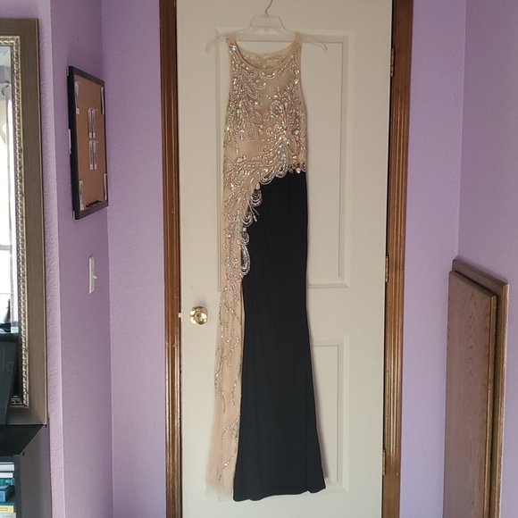 CACHE illusion neckline prom dress - Picture 1 of 5
